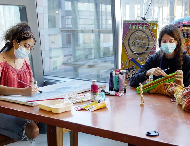 Les facilitatrices de la Ruche d’Art à Concordia, Natalì Ortiz et Cynthia Cousineau.